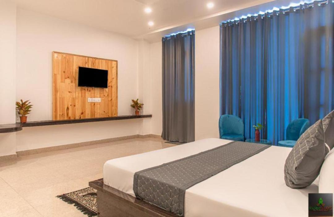 The Hillside Inn Kasauli By Exotic Stays エクステリア 写真