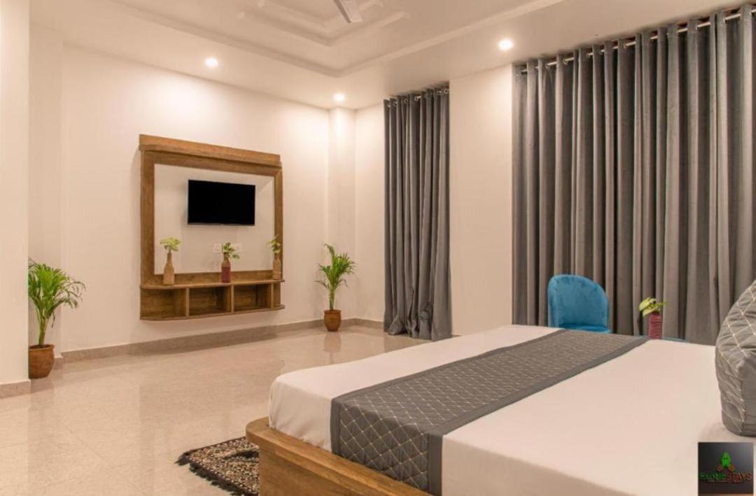 The Hillside Inn Kasauli By Exotic Stays エクステリア 写真
