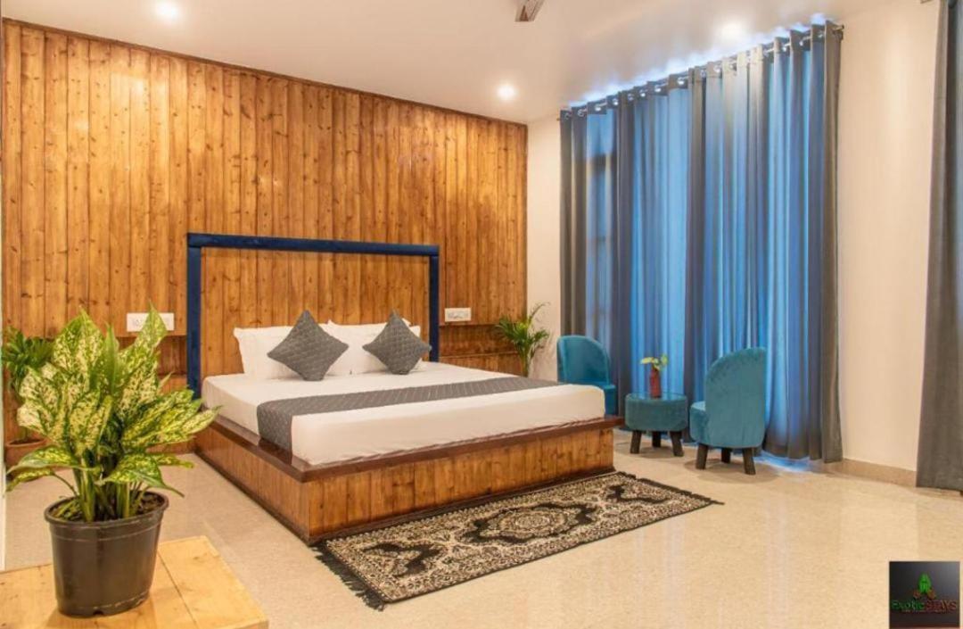 The Hillside Inn Kasauli By Exotic Stays エクステリア 写真